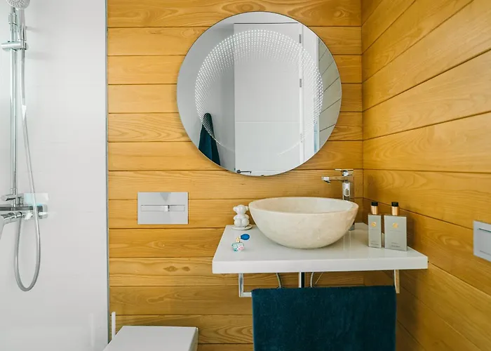 Villa Vv Omara By Hh *