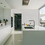 Omara Βίλα *